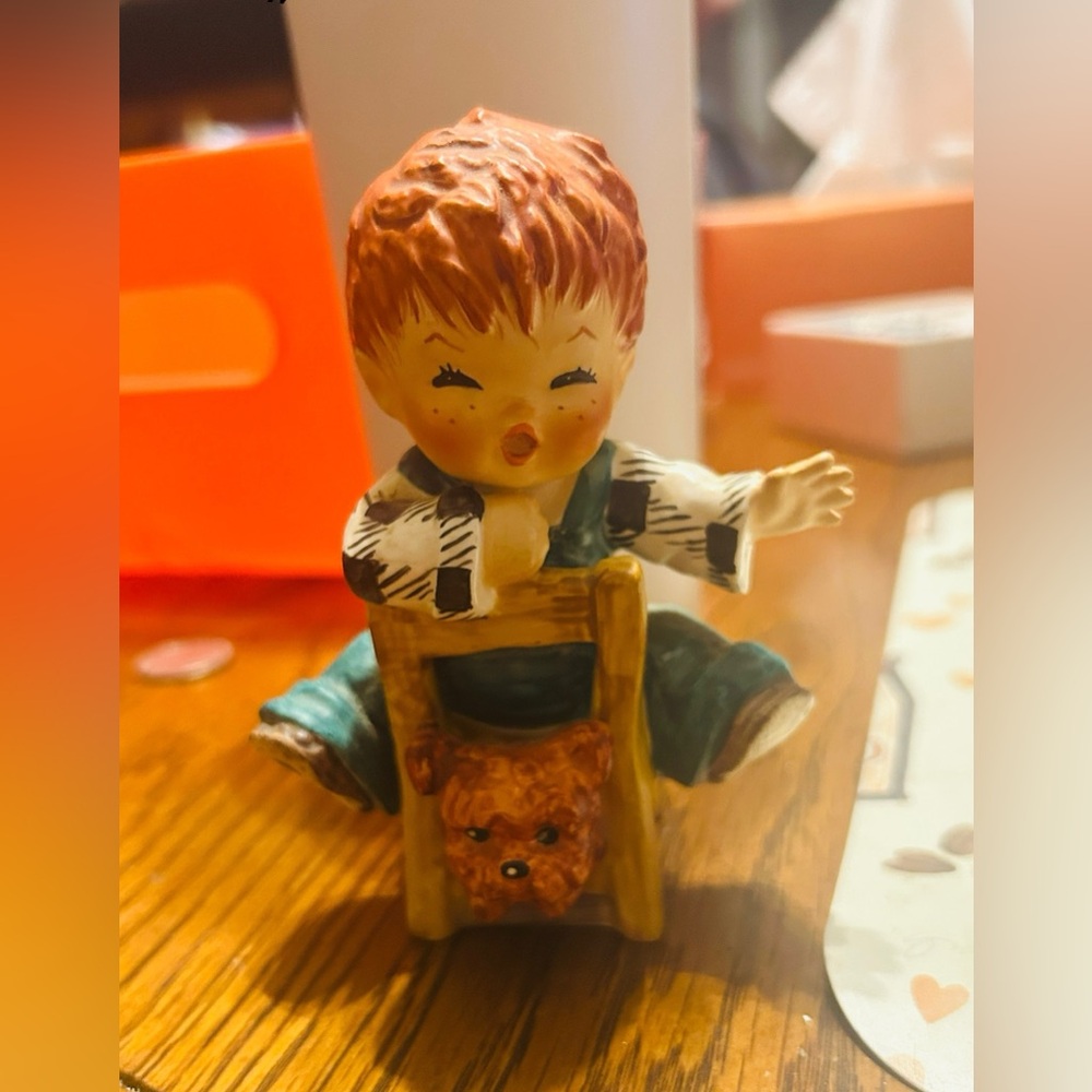 Hummel Red Head Boy Figurine 1958 "THE TALKER"